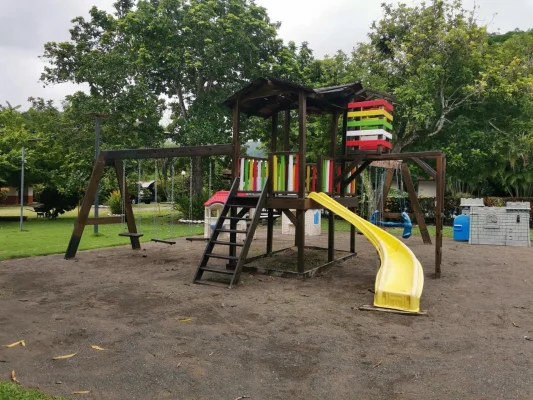 Finca Recreo Parque Infantil